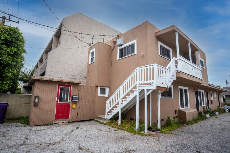 Building Photo - 4155 Elm Ave
