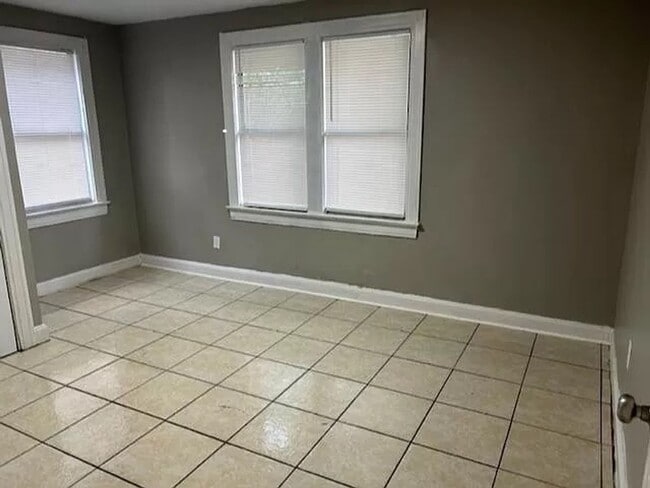 Building Photo - Nice home in the Norwood area- Very Quiet!!!!