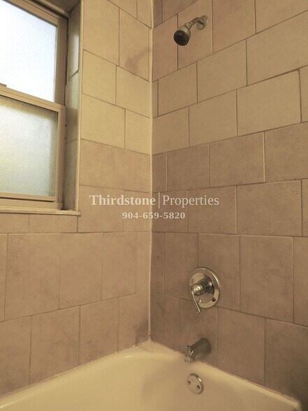 Building Photo - 4474 Spring Glen Rd