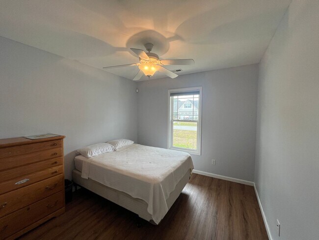 Building Photo - 102 Gobblers Way