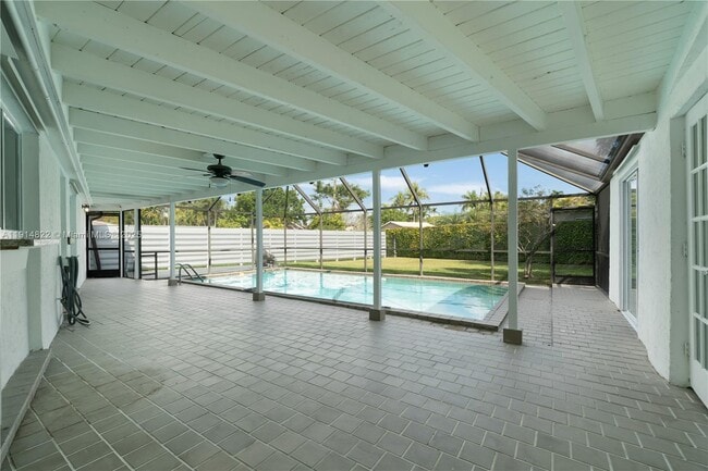 Building Photo - 10621 SW 111th St