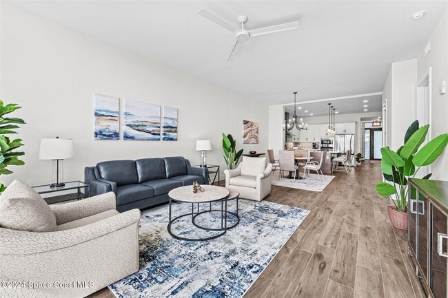 Building Photo - 225 Strand Dr