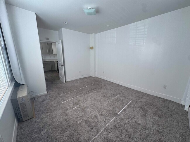 Building Photo - 20 Chapel St