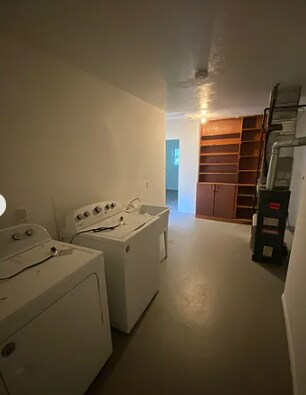 Building Photo - 1228 E 340th St