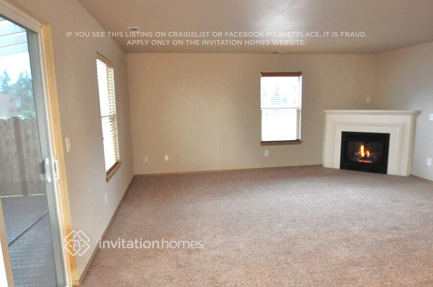 Building Photo - 14902 94th Ave Ct E