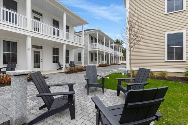 Building Photo - Ember Drive