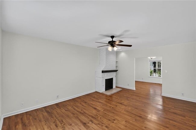 Building Photo - 1801 Evans Dr SW