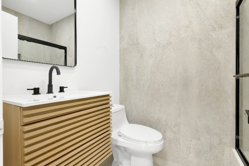 Building Photo - 1201 N 16th Ave