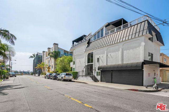 Primary Photo - 29 Yawl St