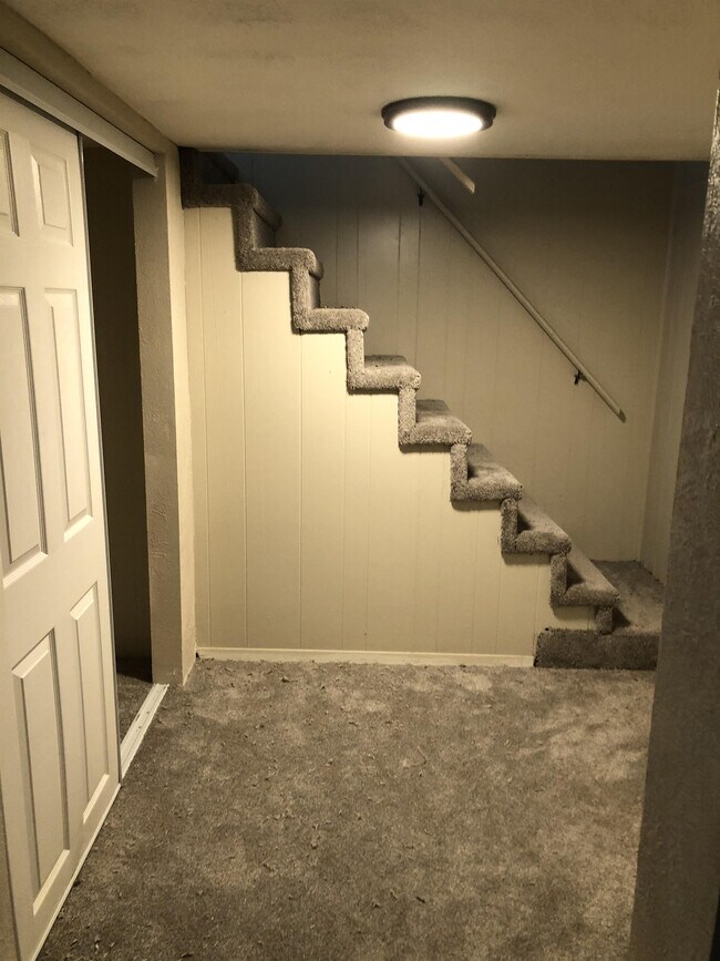 Building Photo - 218 Britton Dr
