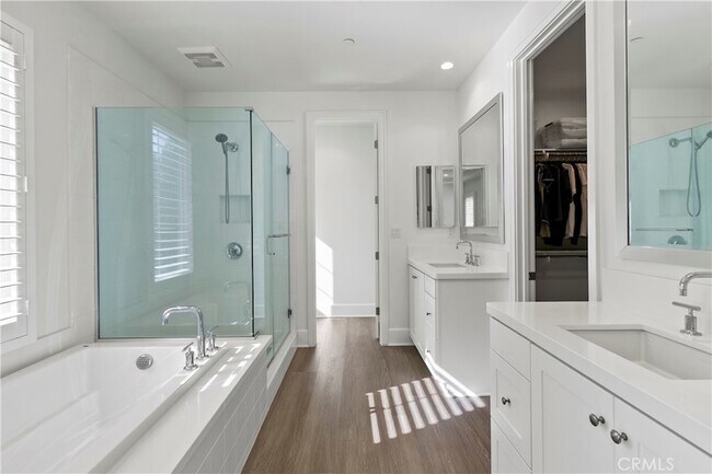 Building Photo - 112 Vigna