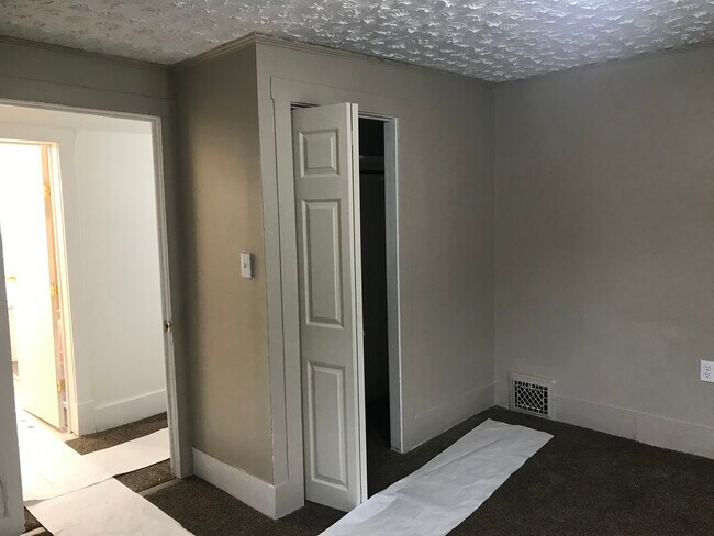 Building Photo - 2822 4th St NW