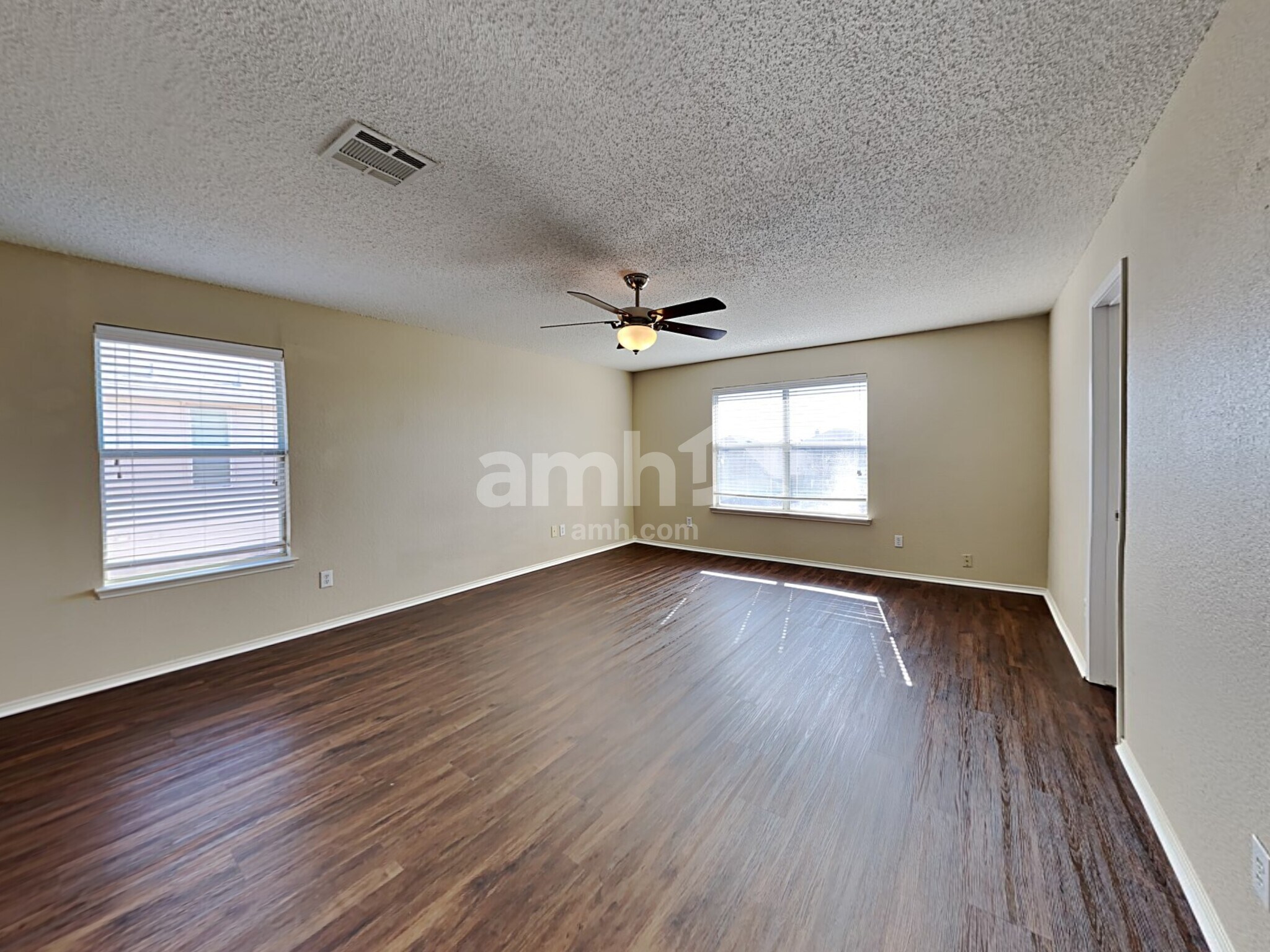 Building Photo - 1706 Santa Fe Trl