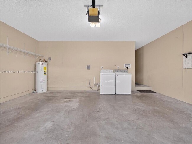 Building Photo - 1520 Seabay Rd