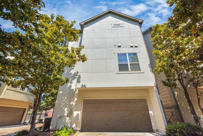Building Photo - 2918 Leeland St