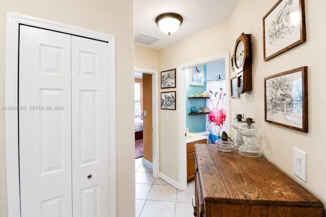 Building Photo - 13989 SW 155th Terrace