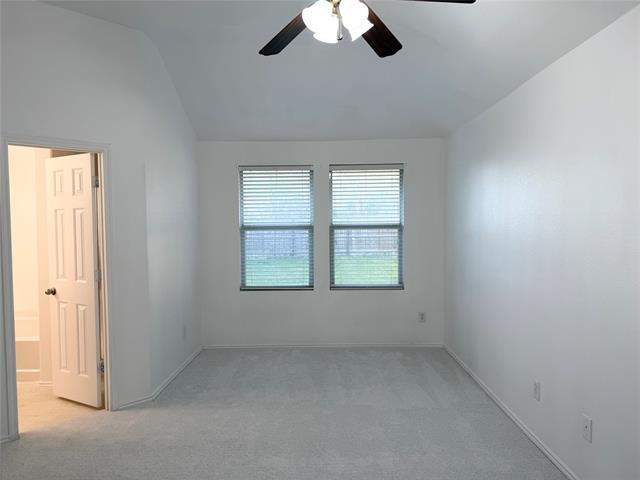 Building Photo - 918 Fleming St