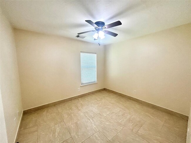 Building Photo - 18235 Bonham Oaks Ct