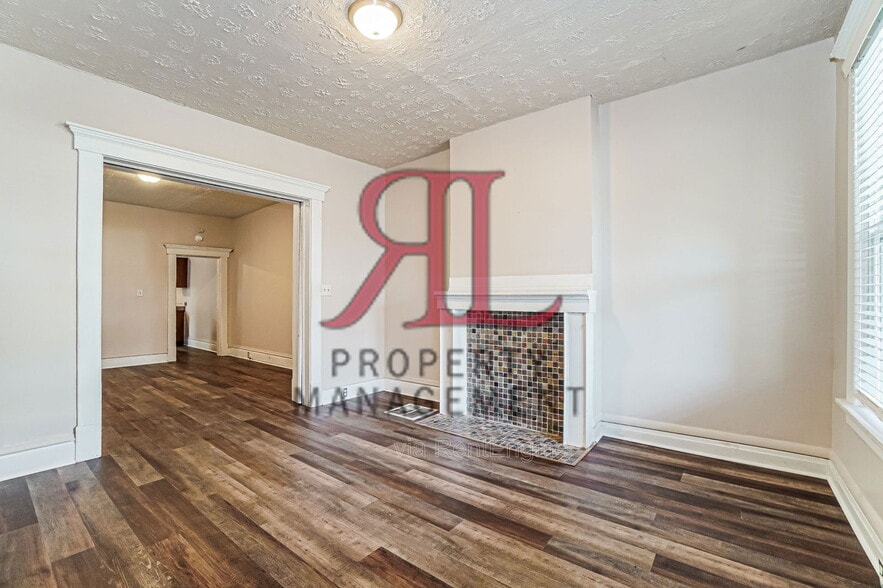 Building Photo - 623 Gilbert St