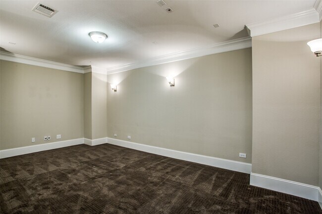 Building Photo - 28344 Rose Ln