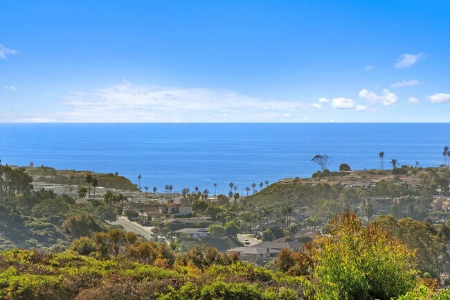 Building Photo - Luxury Ocean View Home in Sea Pointe Estates San Clemente