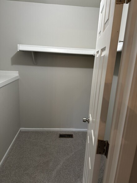 Building Photo - 50212 N Horst Ct