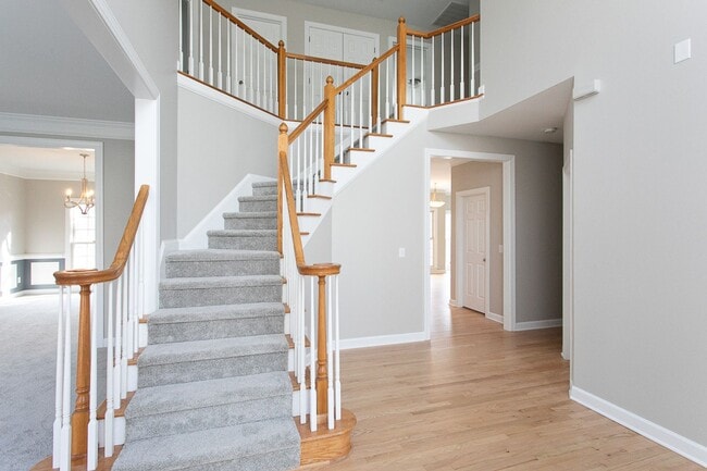 Building Photo - Beautiful 5 bedroom home in Cameron Estates!