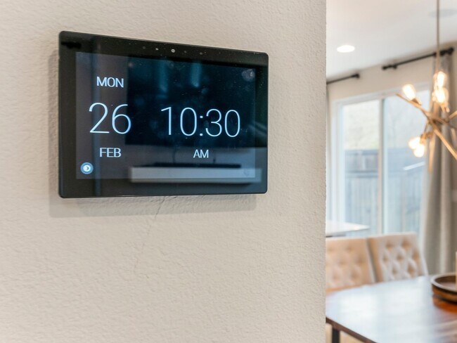 Building Photo - Stunning 4 Bed/2.5 Bath Modern Farmhouse in Scouters Mountain - HV