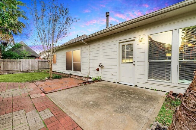 Building Photo - 3402 Pebble Beach Ln