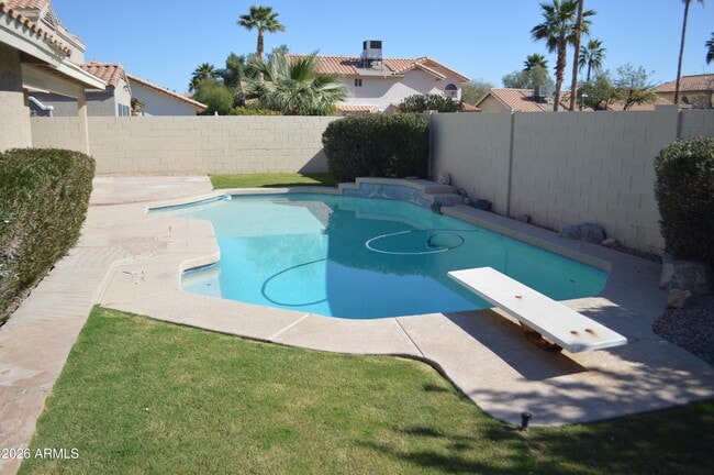 Building Photo - 4235 E Windmere Dr