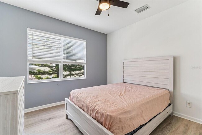 Building Photo - 10659 Whittington Ct