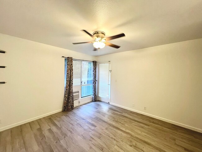 Building Photo - 2br/2ba/2pkg in Mililani Tech Park | Water...