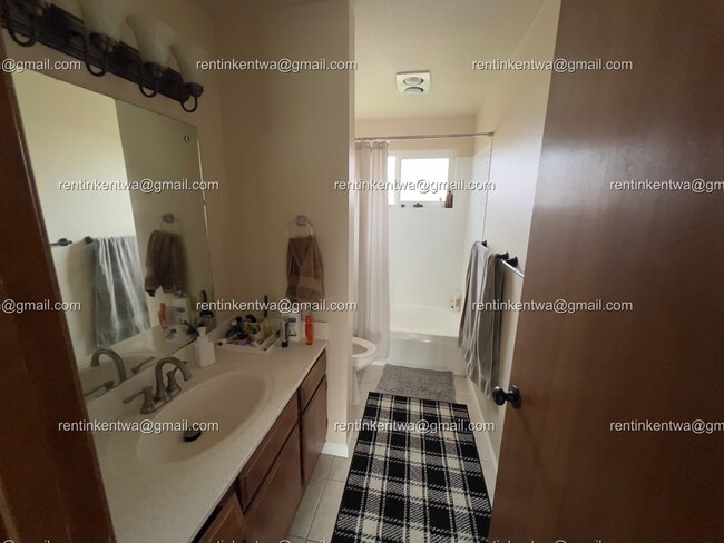 Building Photo - 4234 S 252nd Pl