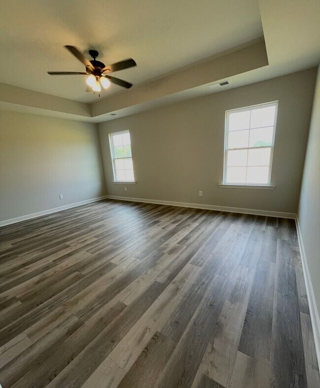 Building Photo - 6390 Jameson Cv