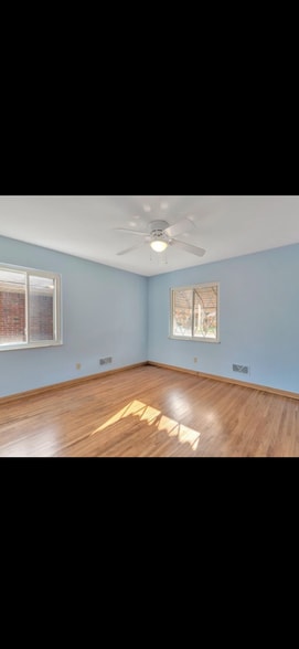 Building Photo - 3444 Saint Bernard Dr