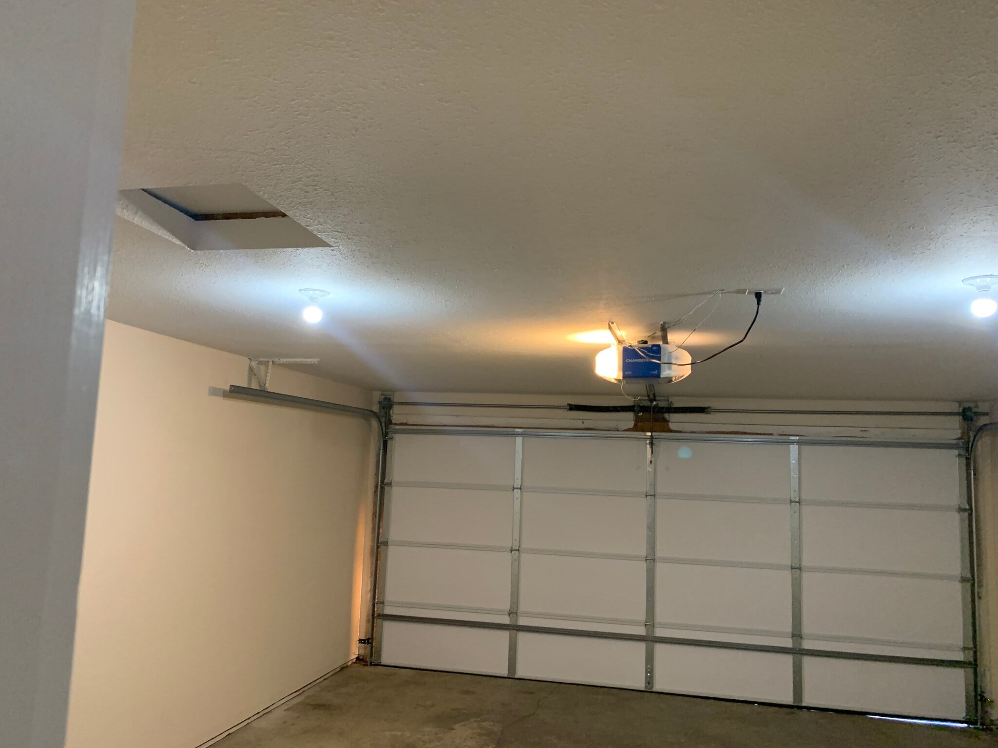 Building Photo - 520 Wood Thrush St