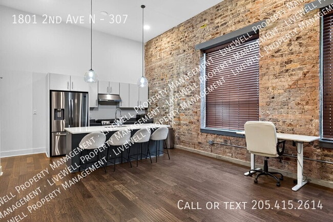 Building Photo - 1801 2nd Ave N