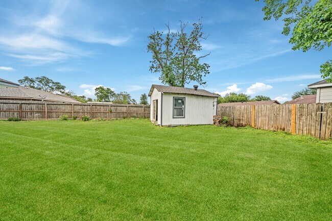 Building Photo - 8834 Brackley Ln