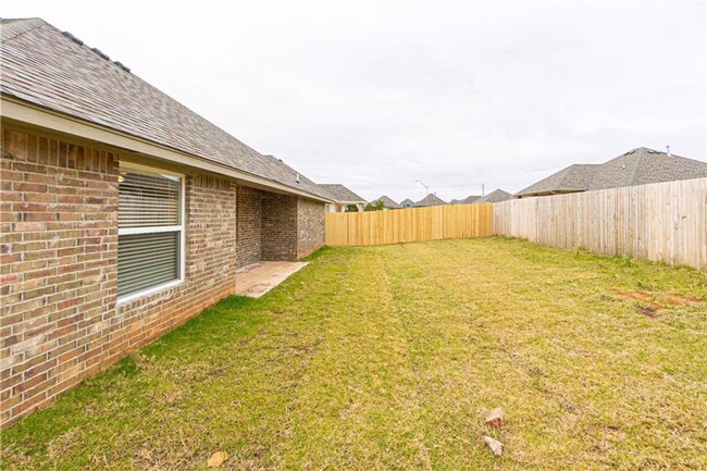 Building Photo - Four Bedroom New Construction Home!