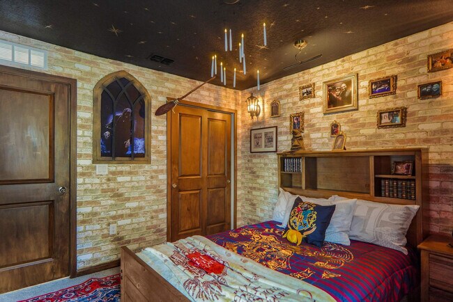 Building Photo - 9194 Seascape Cv