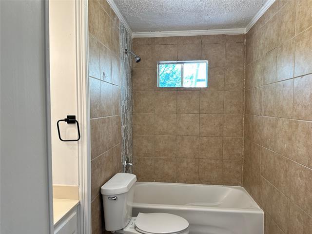 Building Photo - 3211 Poplar St