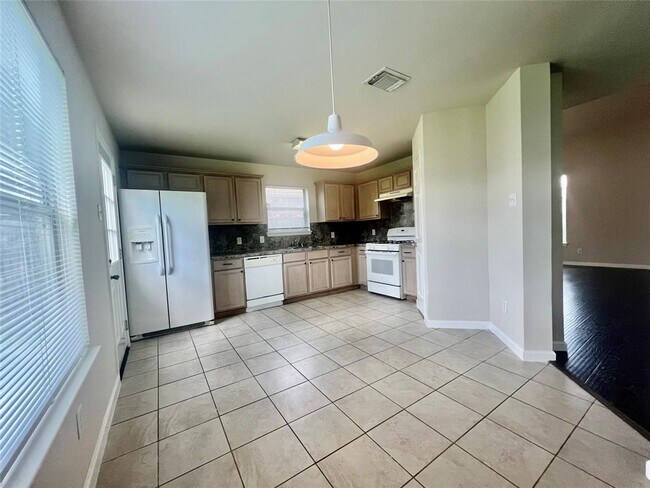 Building Photo - 7354 Eden Crossing Ln