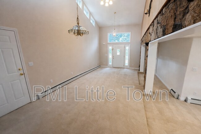 Building Photo - 8320 S Ammons St