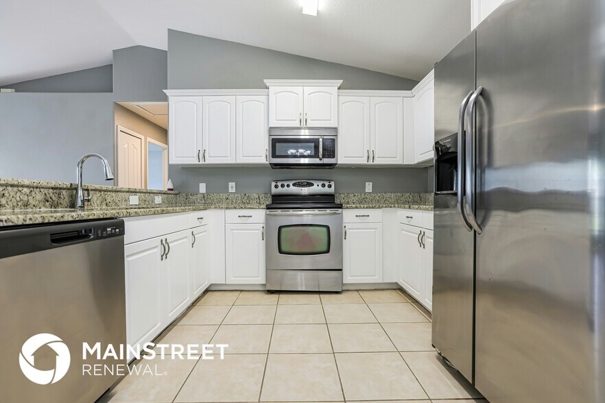 Building Photo - 3701 Caballero Ave