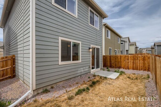 Building Photo - 767 Endeavor Wy