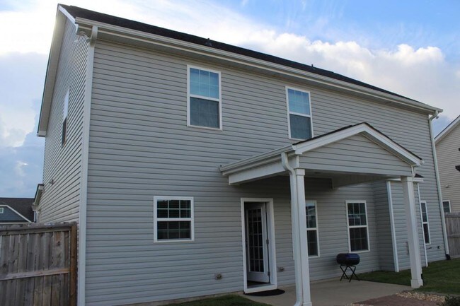 Building Photo - 648 Stonebriar Ave