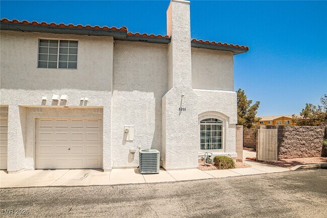 Primary Photo - 8200 Crystal Star Ct