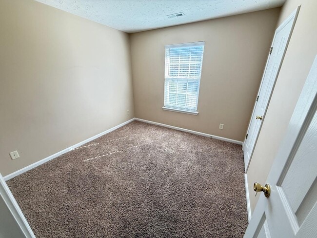 Building Photo - 403 Parker Pl