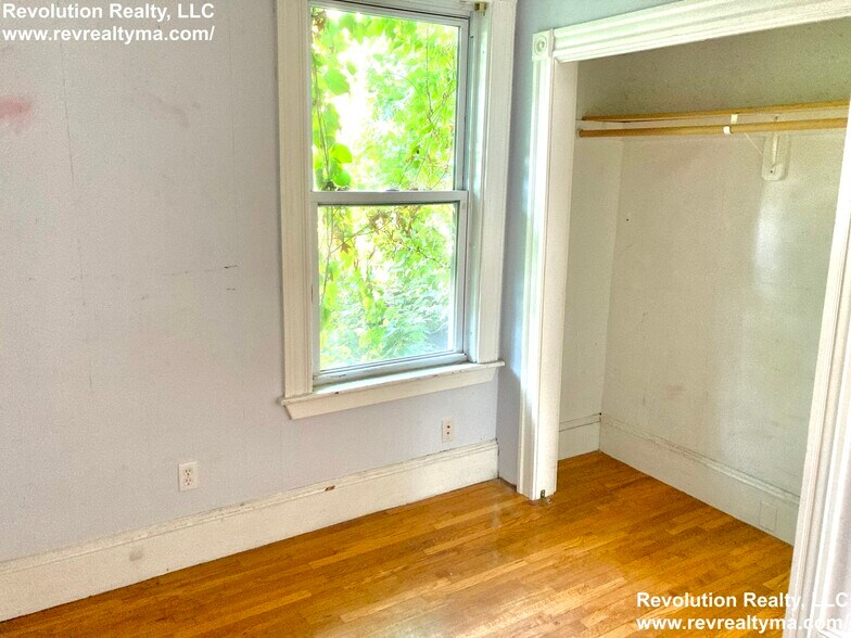 Building Photo - 121 Richdale Ave