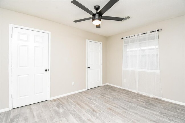 Building Photo - 23122 Beech Canyon Dr
